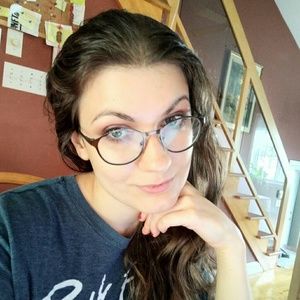 Meet your Posher, Kristina